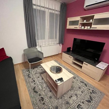 Corvin Pearl Deluxe Apartment Budapest Exterior photo