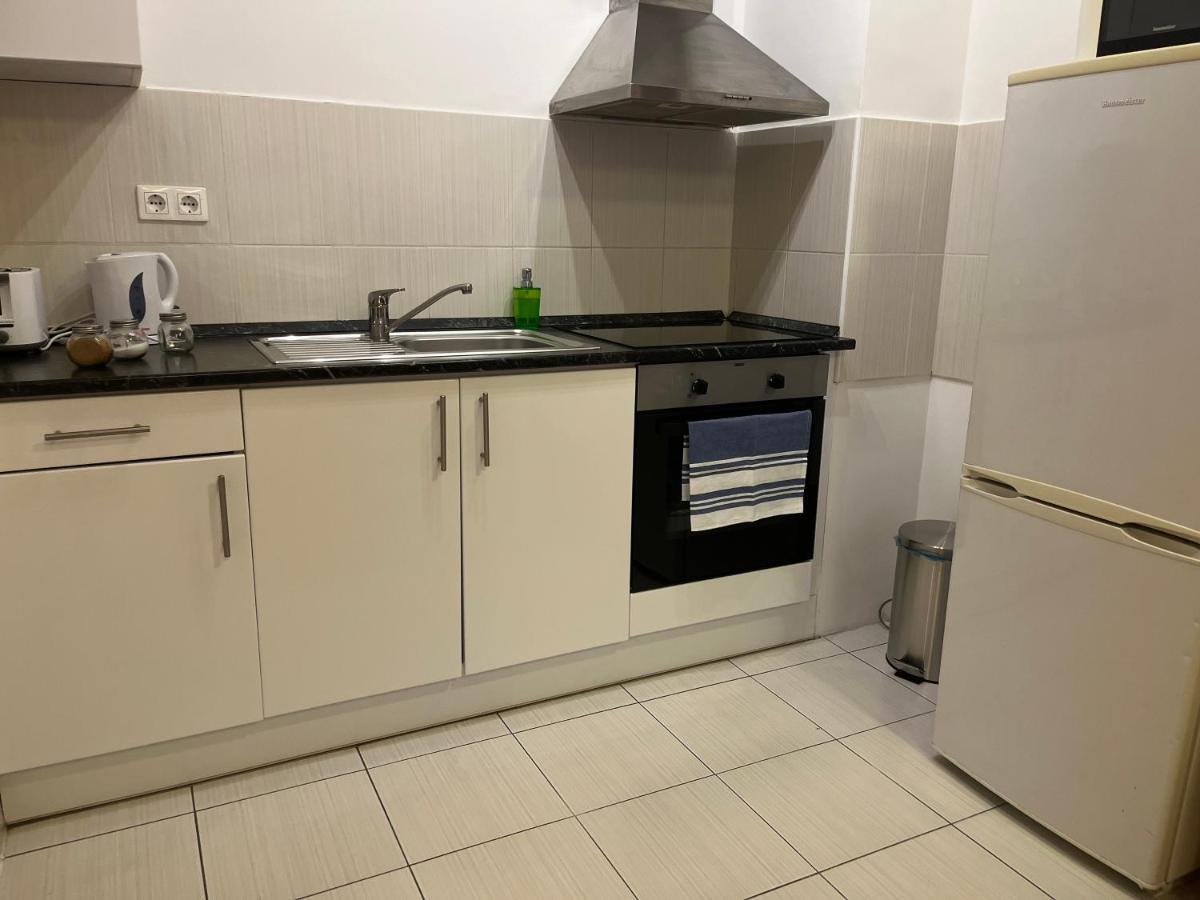 Corvin Pearl Deluxe Apartment Budapest Exterior photo